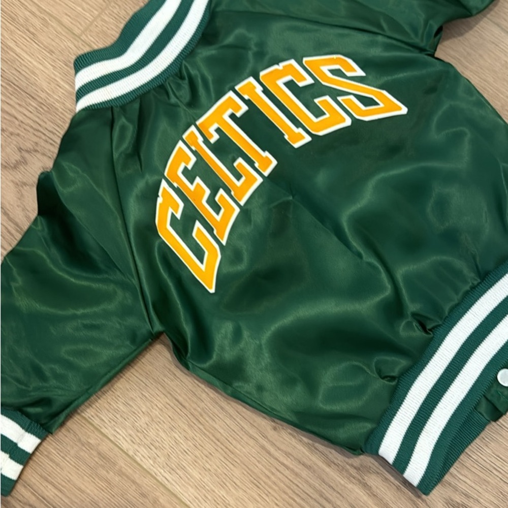 Vintage baby Green Celtics Jacket